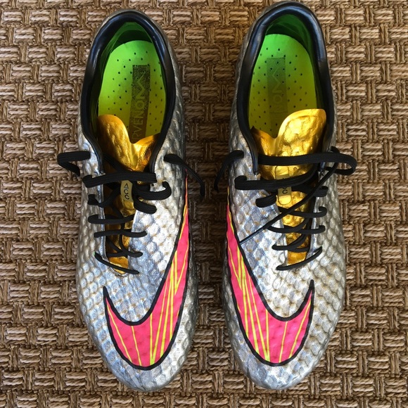nike hypervenom liquid diamond